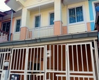 บ้านเภสัช ตลาดพรธิสาร คลอง 10 ธัญบุรี ขายทาวน์เฮาส์ถูกสุด