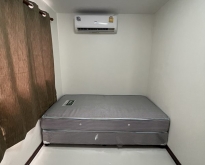 ให้เช่า คอนโดลุมพินีเซ็นเตอร์ ตึก E 2 ห้องใหญ่ขนาด 55 ตรม ชั้น 7 เฟอร์