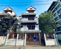 ให้เช่า บ้านเดี่ยว ย่านพร้อมพงษ์ สุขุมวิท 31 ขนาด 350 - 400 ตรม