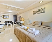 ให้เช่าคอนโด Spacious Condo 15,000 Baht 0958195559