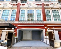 Town MRT ลุมพินี  400 ม. ถ.สาทร คลองเตย  ให้เช่าทาวน์โฮม 4 ชั้นหร