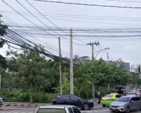 ขายด่วน ที่ดินติดถนน เคหะร่มเกล้า  2 ด้าน