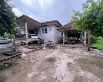 บ้านพร้อมที่ดิน 2 หลัง ซอยตะวันออก 60 เลียบคลอง 6 ขนาด 229 ตร.ว