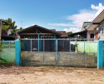 ขาย ที่ดินพร้อมสิ่งปลูกสร้าง บ้านพักอาศัยตึกชั้นเดียว