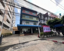 ขายอาคาร 4ชั้น+ โกดัง ติดถนนใหญ่ สุขุมวิท
