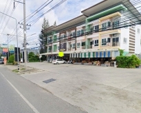 โรบินสันชลบุรี อมตะ 5. ติดริมถนนใหญ่ 2-3นอน จอดได้ถึง 20คัน 2น้ำ