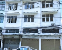 ให้เช่า ร้านค้า 3ชั้น  22 ตรว.ใกล้ถ.ใหญ่ เพชรเกษม 108-116