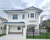 ปาริชาติ 345 บ้านสวยแนวอังกฤษ บ้านเดี่ยวหลังใหญ่ แปลงมุม