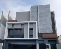 ให้เช่าบ้านเดี่ยว 3 ชั้น  ใกล้โรงเรียนนานาชาติ ถนนกรุงเทพกรีฑา