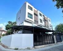 P1 โฮมออฟฟิศ 3.5 ชั้น หลังมุม ซอยลาดพร้าว 25 รีโนเวทใหม่ทั้งหลัง
