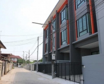 ขายทาวน์โฮมทำเลในเมืองดีมาก สภาพใหม่หลังโรงเรียนเบญจมราชูทิศราชบุ