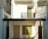 ให้เช่าทาวน์เฮาส์ 3 ชั้น ย่านรัชดา เนื้อที่ 18 ตรว. ตกแต่งพร้อมอย
