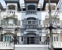 PB4659 ขายทาวน์โฮม 4ชั้น ซอยนวลจันทร์ บ้านRenovate ใหม่ทั้งหลัง