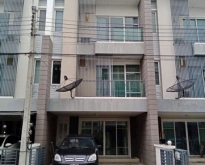 ให้เช่าทาวน์โฮม อเวนิวศรีนครินทร์ซอยอ่อนนุช 68 ใกล้สถานีศรีนุช 40