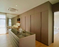 บ้านสไตล์โมเดิร์นพูลวิลล่าสร้างใหม่ในโครงการ ใกล้โรงเรียนนานาชาติ