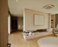 บ้านสไตล์โมเดิร์นพูลวิลล่าสร้างใหม่ในโครงการ ใกล้โรงเรียนนานาชาติ