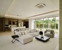 บ้านสไตล์โมเดิร์นพูลวิลล่าสร้างใหม่ในโครงการ ใกล้โรงเรียนนานาชาติ