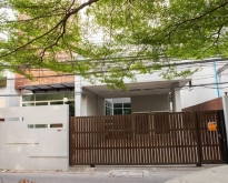 ประกาศขายบ้านเดี่ยว ตัวบ้านตั้งอยู่ในซอยสุขุมวิท 49